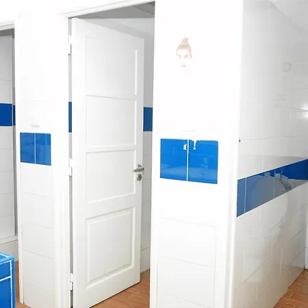 Amor Lisboa Hostel-3